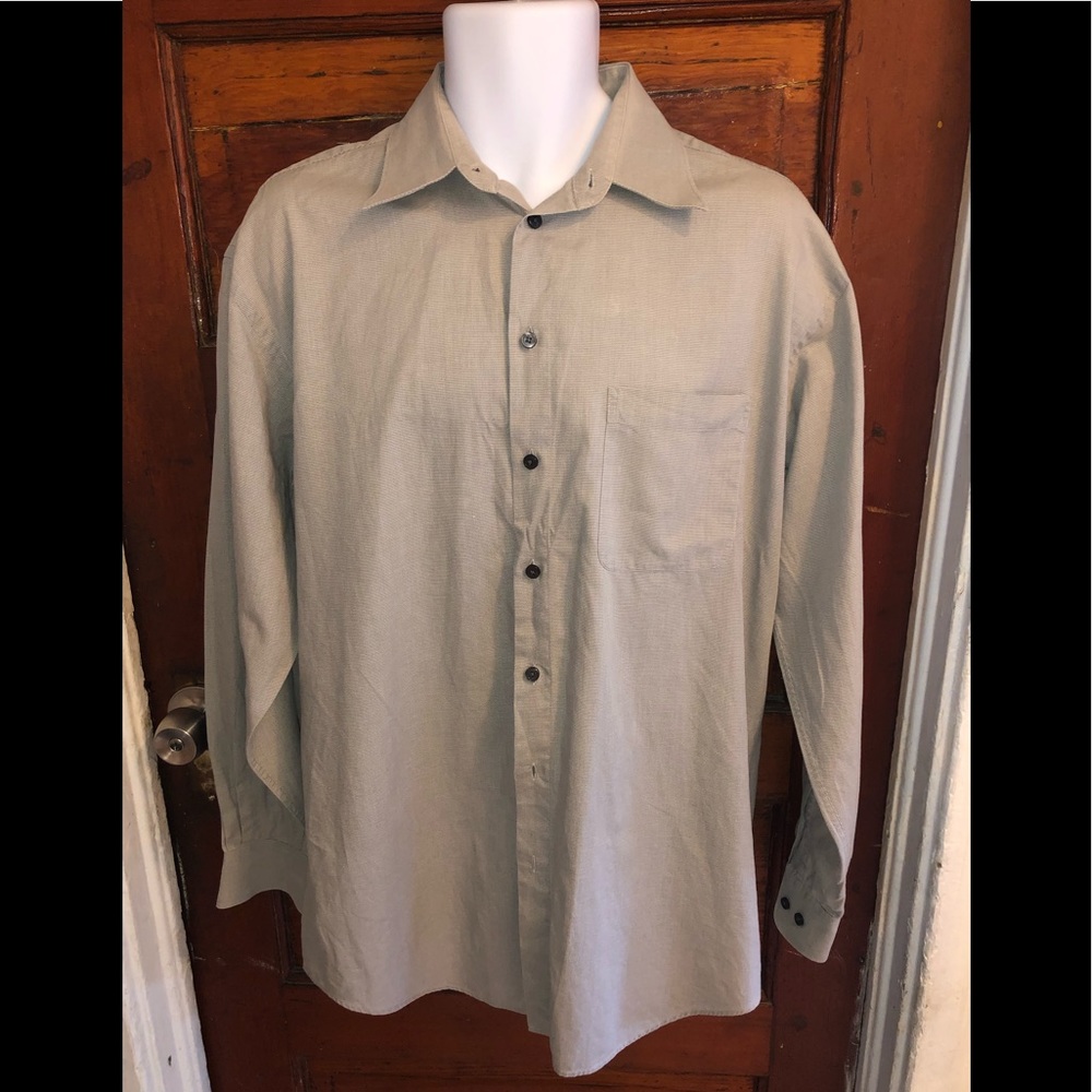 Claiborne Men's Long Sleeve Button-Up